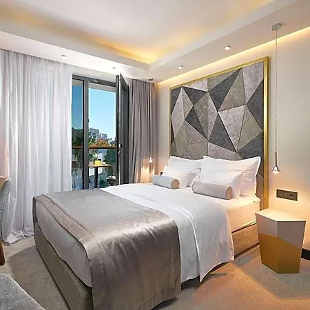 Time Boutique Hotel 4*